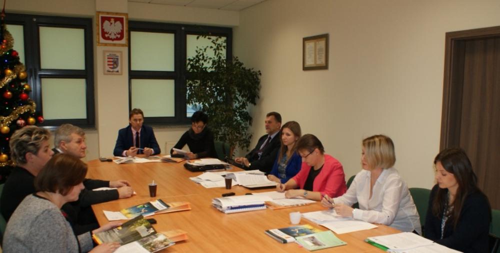 Zdjęcie galerii artykułu:  - Powiatowa Rada Rynku Pracy w dniu 2016-12-22 - foto 03.JPG